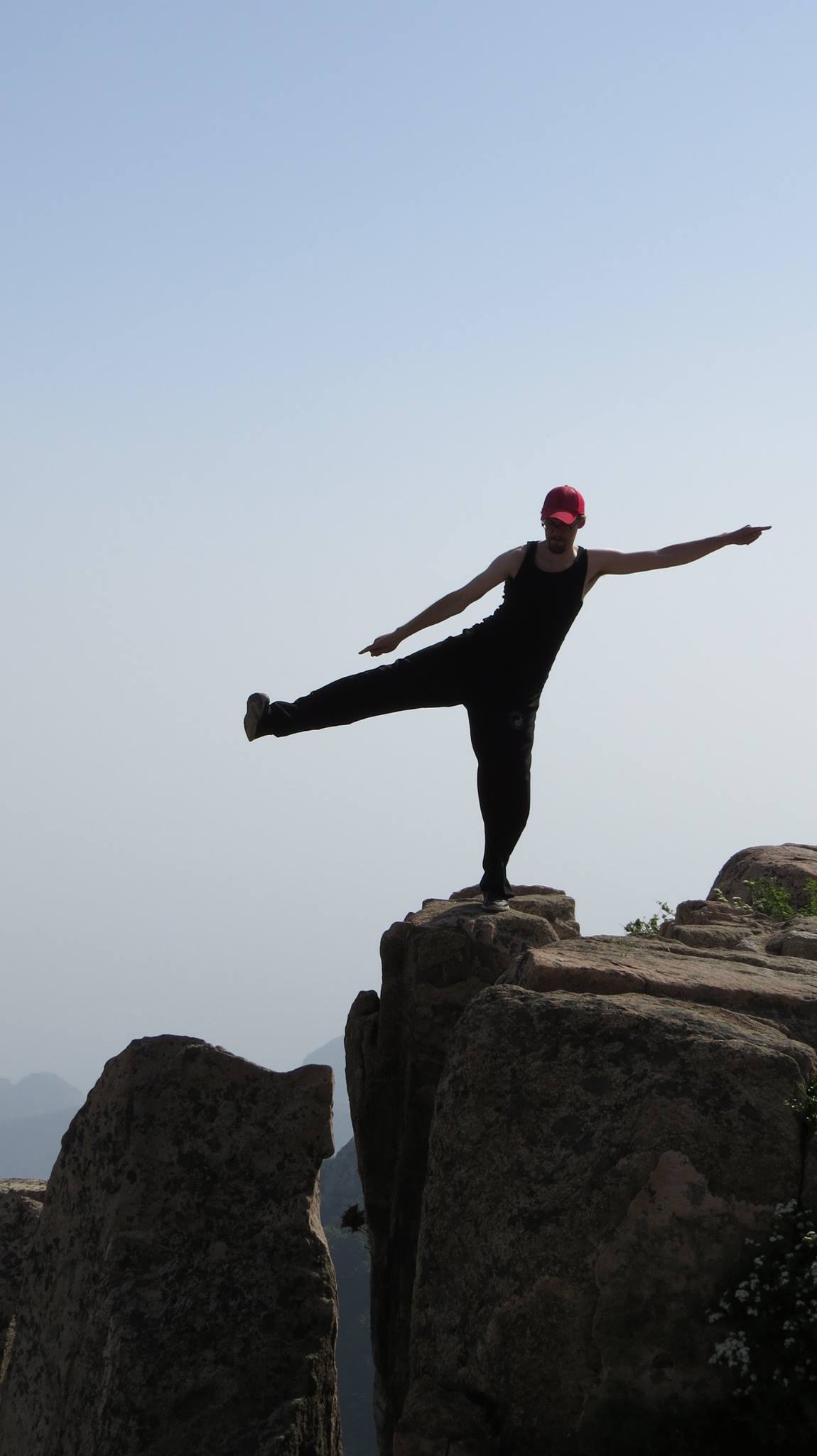 Am Abgrund: Bei einem Ausflug nach Taishan, der wichtigste der fünf heiligen Berge